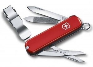 Canivete Victorinox Delemont Nailclip 580 8 Funes 6,5 cm - Vermelho