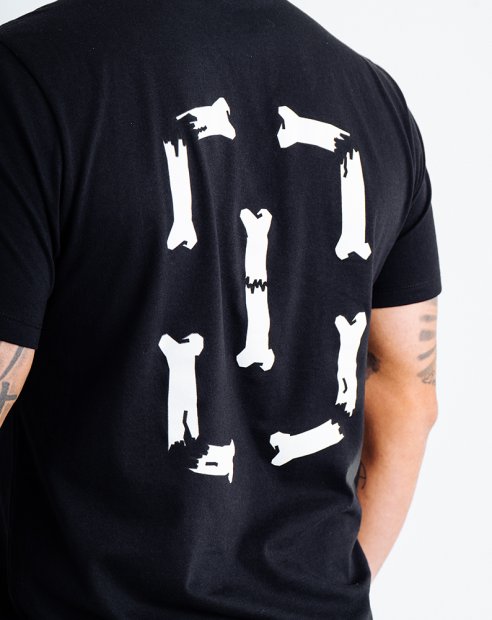 T-Shirt Invictus Concept Bones - Preto