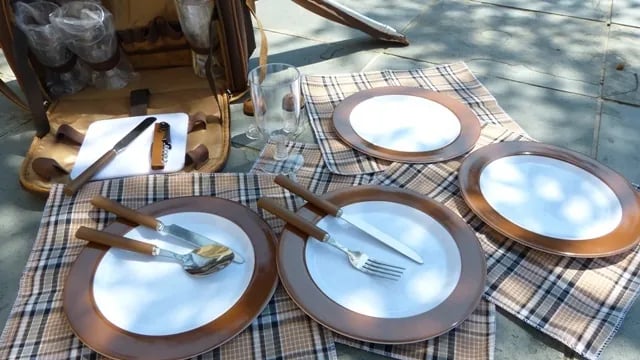 Bolsa Térmica Guepardo com Kit Picnic 4 Pessoas