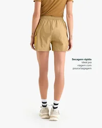 04ShortsRavenareia