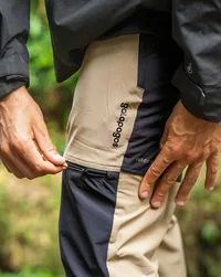 calca_hiker_masc_caqui_ambi_4