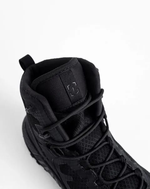 Bota Invictus Arion - Preto