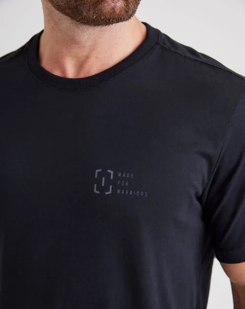 Camiseta Invictus Concept ADN - Preto