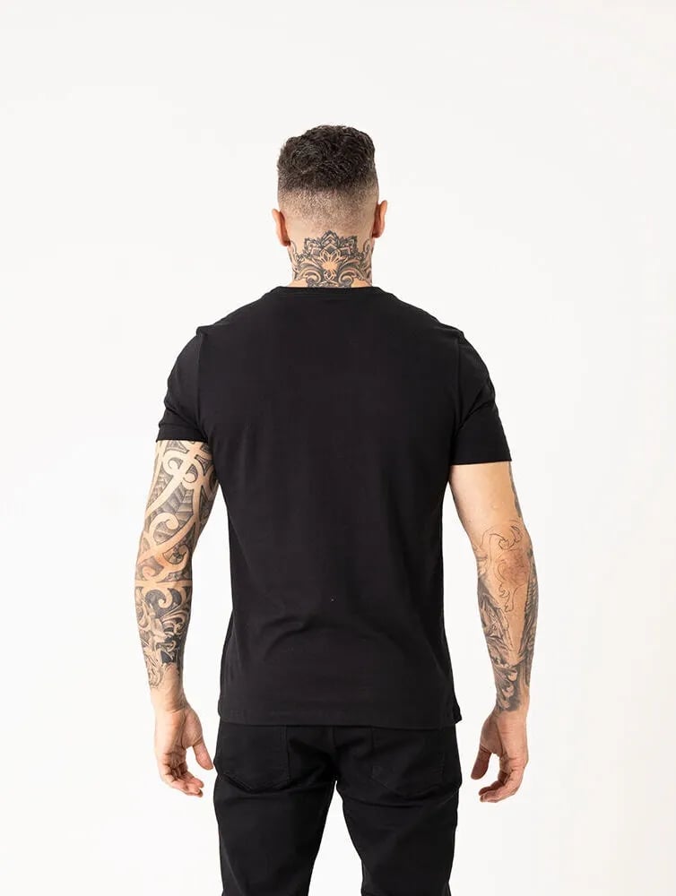 Camiseta Invictus Concept Until The Bones Masc - Preto