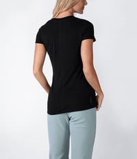 Camiseta Feminina The North Face Hyper Tee Crew - Preta