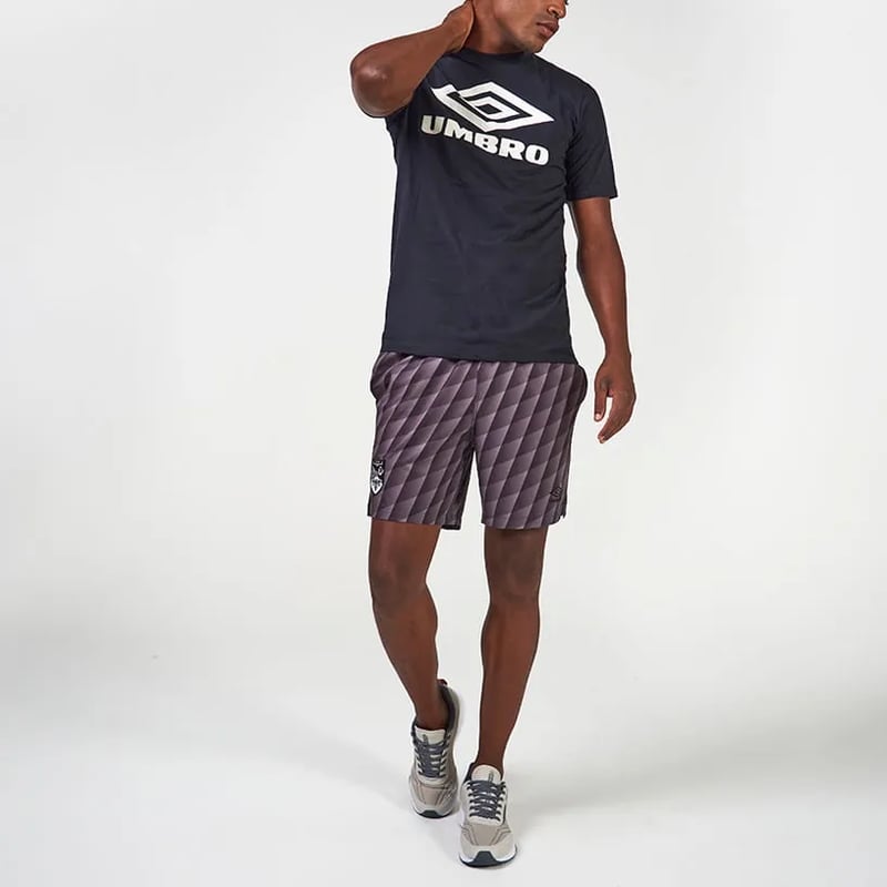 Camiseta Umbro Large Logo Duo Masc - Preto